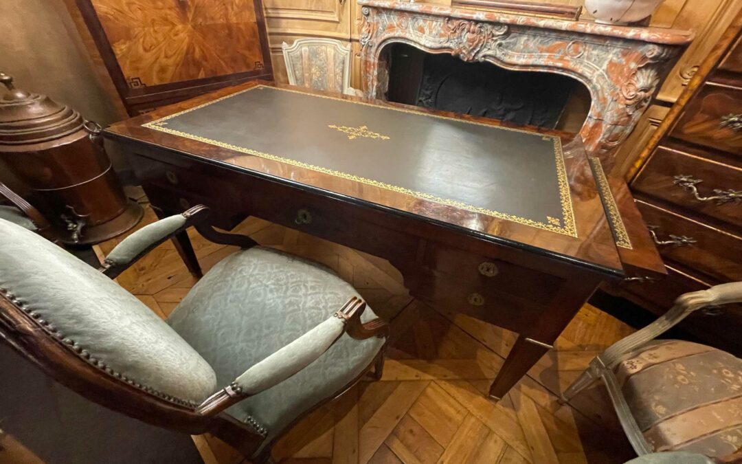 Bureau d&rsquo;époque directoire en acajou