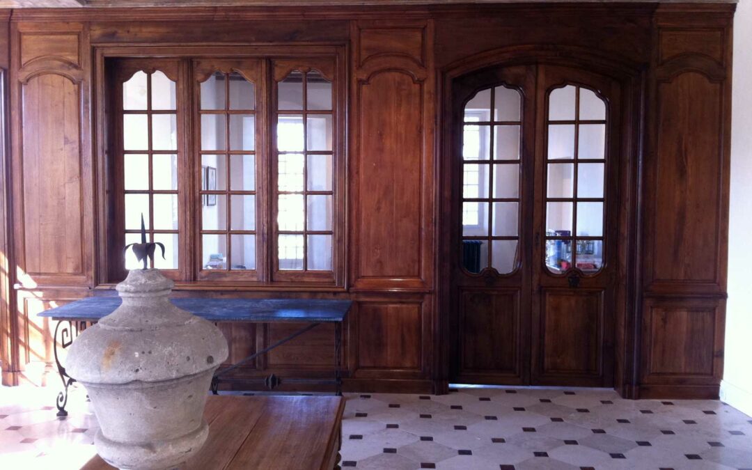 Cloison en boiseries anciennes