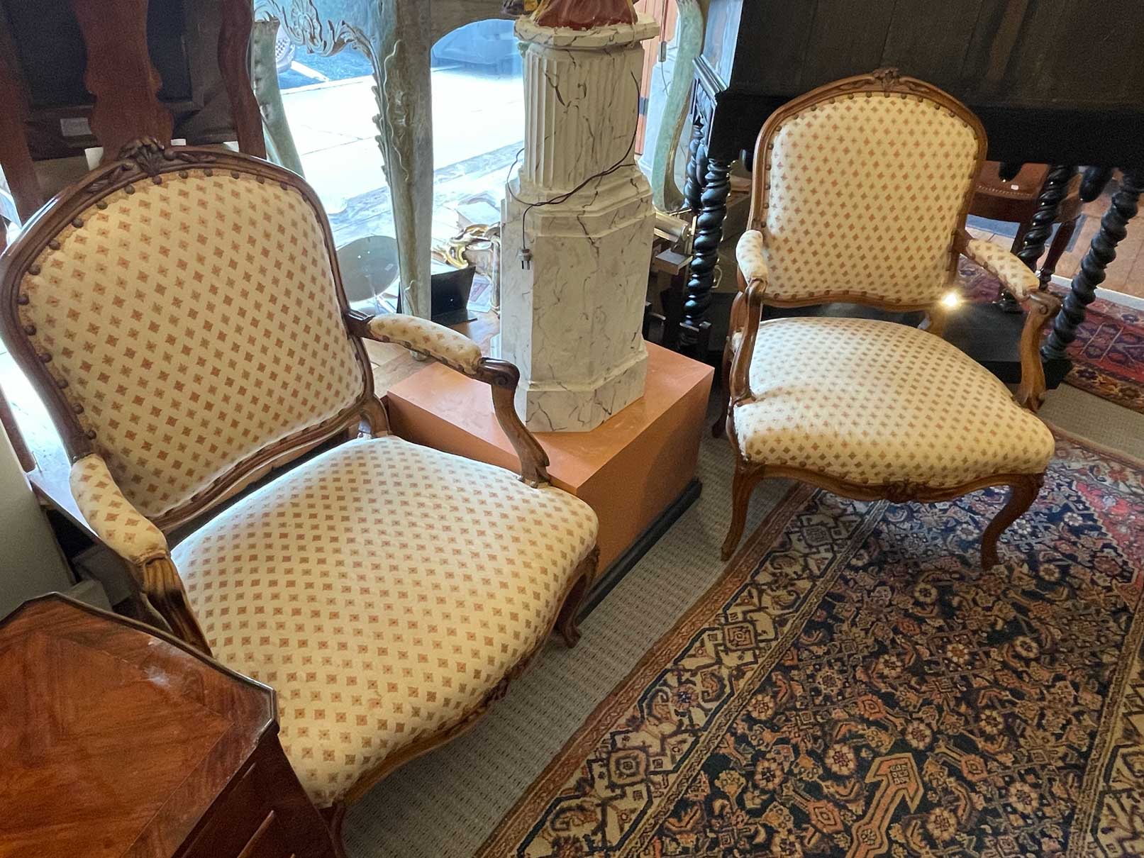 Fauteuils Louis XV 18ème siècle