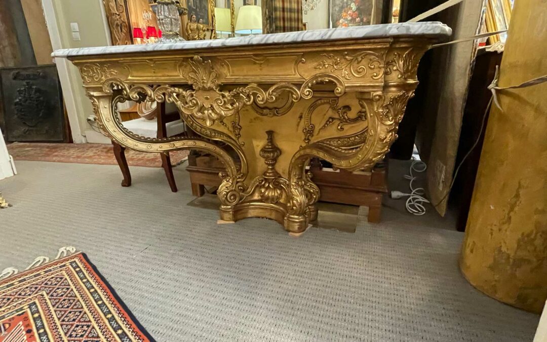 Très belle console TORO Louis XV vers 1720 époque régence
